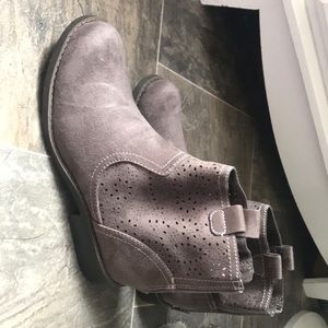 New without tags, ankle boots.